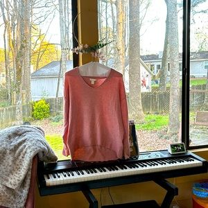 H&M pink sweater size medium